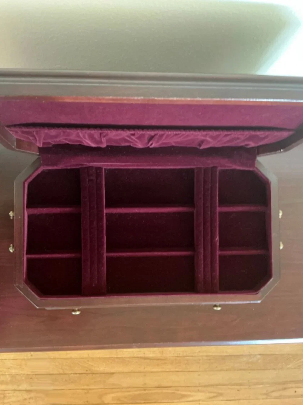VGUC Reed & Barton Cherry 2-Drawer Jewelry Chest / Box w/ Burgundy Velvet Lining